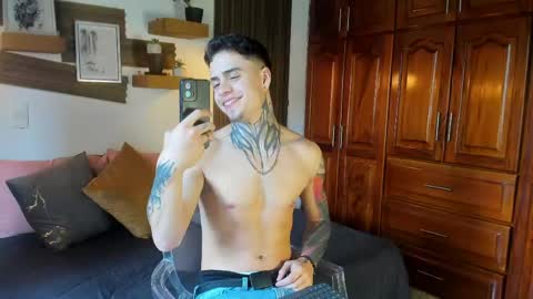 Snapshot of acxel_prescot chatting on 04-24-26, 08:33 Acxel online show from 04-24-26, 08:33