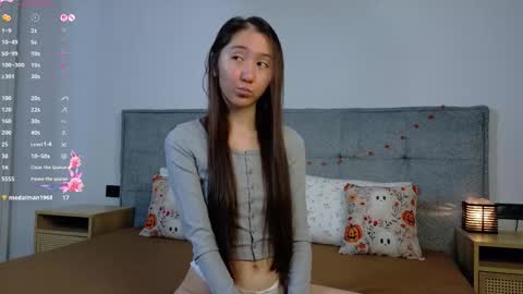 Akia online show from 10-24-25, 05:42