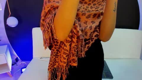    online show from 02-11-26, 02:22