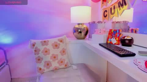 Snapshot of ada_turner chatting on 01-08-26, 07:38 ada_turner online show from 01-08-26, 07:38