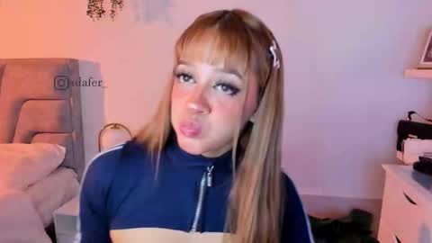 Ada Ferreiraa online show from 03-22-26, 05:55