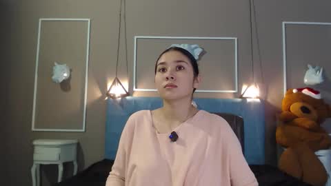 Adaira online show from 12-03-25, 04:31