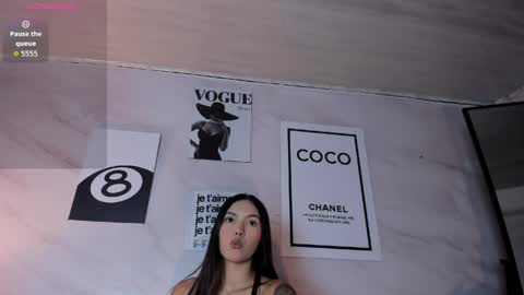 Snapshot of adalyn_cute chatting on 06-04-26, 11:38 Adalyn Cute online show from 06-04-26, 11:38