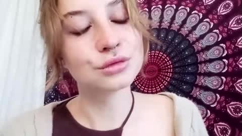 Adalyn online show from 10-07-25, 06:21