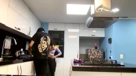 Snapshot of adam_and_abby_ chatting on 12-28-24, 08:58 adam and abby online show from 12-28-24, 08:58