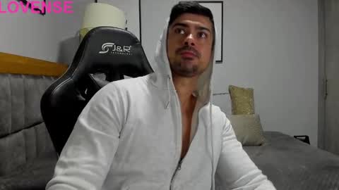 adam clarke online show from 10-04-25, 09:51