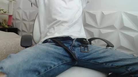 adam_evehotroom online show from 02-12-25, 11:09