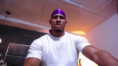 adam_fit19cm online show from 02-28-26, 02:40