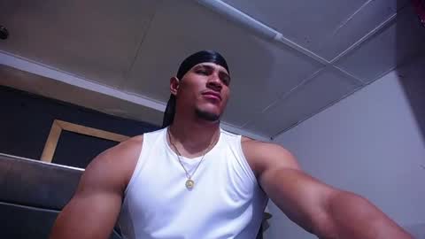adam_fit19cm online show from 06-02-26, 03:14