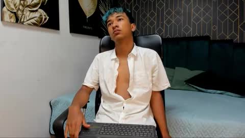 adam_ford1 online show from 12-03-25, 11:08