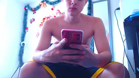 Snapshot of adam_hot11 chatting on 12-04-24, 03:10 adam hot11 online show from 12-04-24, 03:10