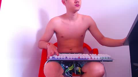 Snapshot of adam_hot11 chatting on 03-07-25, 03:49 adam hot11 online show from 03-07-25, 03:49