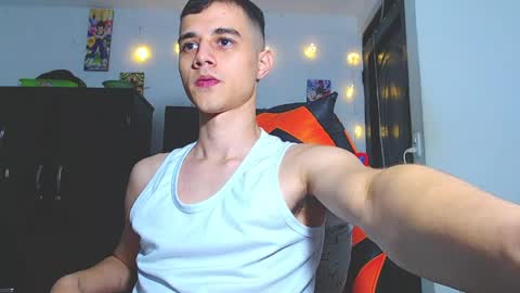 adam hot11 online show from 04-01-26, 03:18