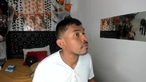 adam_morgan2 online show from 11-04-25, 07:24