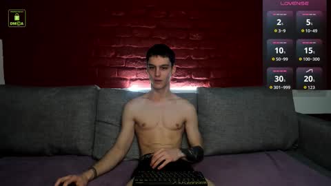 Snapshot of adam_porrter chatting on 03-04-26, 12:33 Adam online show from 03-04-26, 12:33