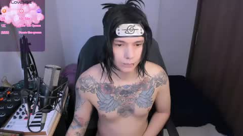 Snapshot of adam_rocket chatting on 05-31-26, 09:38 Adam online show from 05-31-26, 09:38