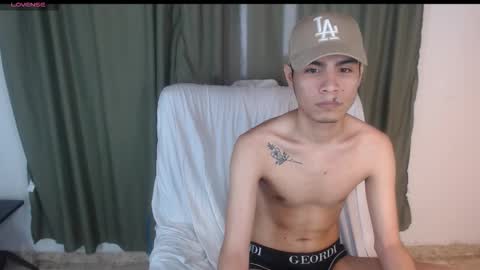 adam_sinclair online show from 11-04-25, 05:01