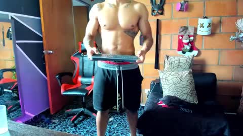 Snapshot of adam_valencia chatting on 02-03-25, 04:10 Adam Valencia online show from 02-03-25, 04:10