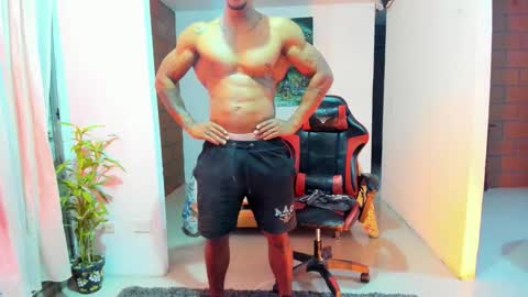 Snapshot of adam_valencia chatting on 09-28-25, 03:12 Adam Valencia online show from 09-28-25, 03:12