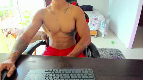 Snapshot of adam_valencia chatting on 09-28-25, 08:47 Adam Valencia online show from 09-28-25, 08:47