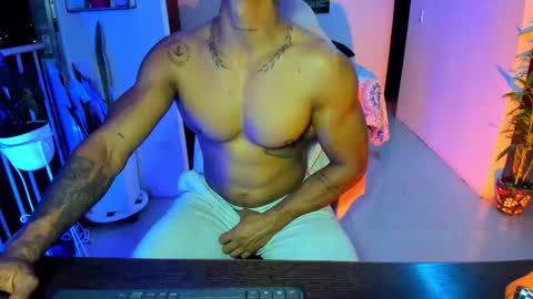 Snapshot of adam_valencia chatting on 11-07-25, 04:56 Adam Valencia online show from 11-07-25, 04:56