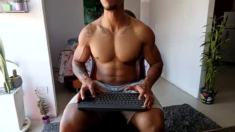 Snapshot of adam_valencia chatting on 11-25-25, 04:51 Adam Valencia online show from 11-25-25, 04:51