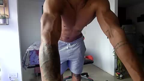 Snapshot of adam_valencia chatting on 11-27-25, 06:54 Adam Valencia online show from 11-27-25, 06:54