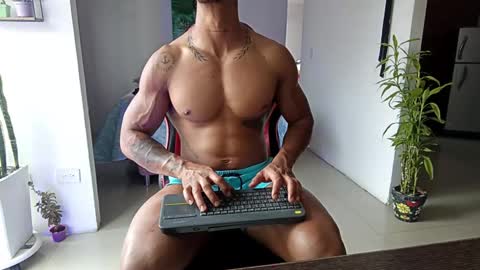 Snapshot of adam_valencia chatting on 12-03-25, 07:56 Adam Valencia online show from 12-03-25, 07:56