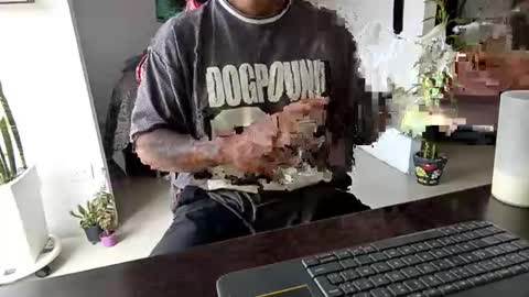 Snapshot of adam_valencia chatting on 12-17-25, 06:14 Adam Valencia online show from 12-17-25, 06:14