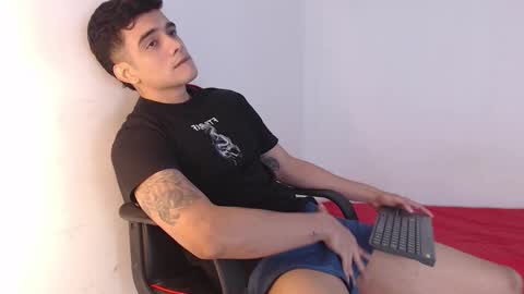 Snapshot of adama_soa chatting on 10-30-25, 05:09 Hello guys excuse my absence I will be absent for several days for health reasons I hope you understand thank you very much. online show from 10-30-25, 05:09