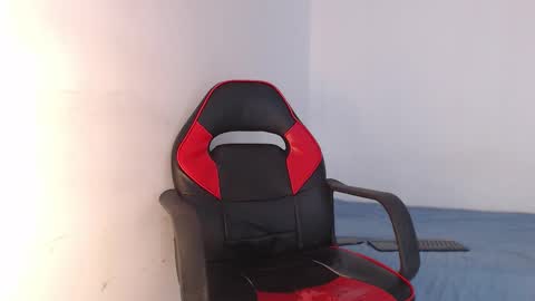 Snapshot of adama_soa chatting on 11-19-25, 04:23 Hello guys excuse my absence I will be absent for several days for health reasons I hope you understand thank you very much. online show from 11-19-25, 04:23