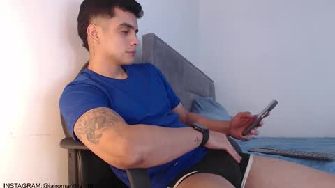 Hello guys excuse my absence I will be absent for several days for health reasons I hope you understand thank you very much. online show from 02-04-26, 05:24