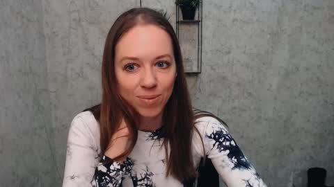 adamais_ online show from 02-12-25, 10:35