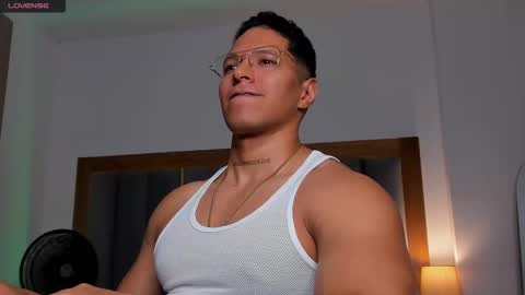 adambrocs1 online show from 02-20-25, 06:17