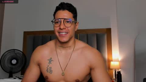 adambrocs1 online show from 03-06-25, 09:14