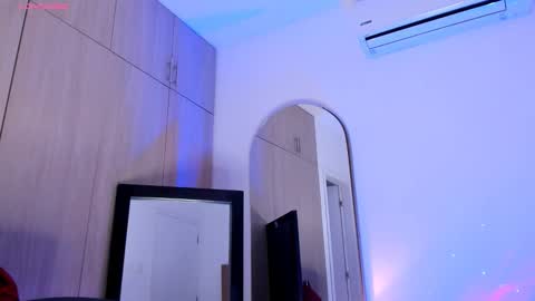 adambrocs1 online show from 11-25-25, 06:02