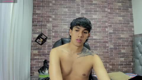 Snapshot of adamcoox chatting on 12-20-24, 03:47 Adam online show from 12-20-24, 03:47