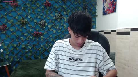 Snapshot of adamcoox chatting on 12-29-24, 05:31 Adam online show from 12-29-24, 05:31