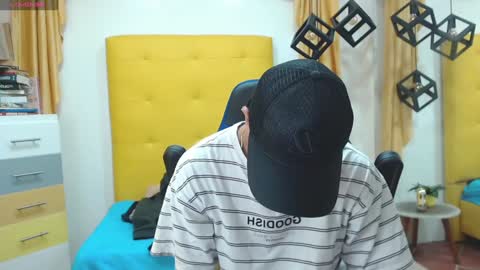 Snapshot of adamcoox chatting on 01-25-25, 07:17 Adam online show from 01-25-25, 07:17