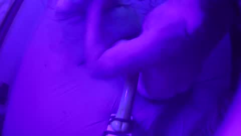 Snapshot of adamineve chatting on 01-06-25, 03:31 adamineve online show from 01-06-25, 03:31