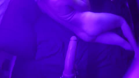 Snapshot of adamineve chatting on 02-05-25, 05:30 adamineve online show from 02-05-25, 05:30