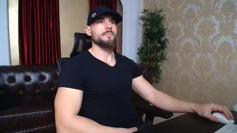 Snapshot of adamjameson chatting on 02-18-25, 06:37 AdamJameson online show from 02-18-25, 06:37