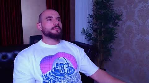 Snapshot of adamjameson chatting on 09-13-25, 04:56 AdamJameson online show from 09-13-25, 04:56