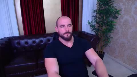 Snapshot of adamjameson chatting on 10-06-25, 04:54 AdamJameson online show from 10-06-25, 04:54