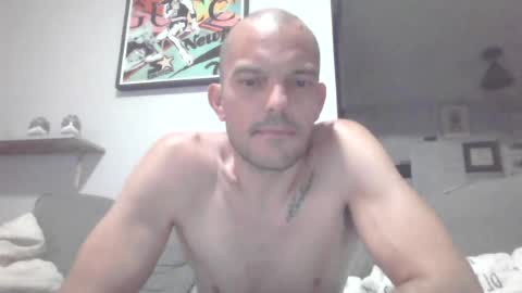 Snapshot of adamseigler1981 chatting on 06-20-26, 02:58 Cyrus online show from 06-20-26, 02:58