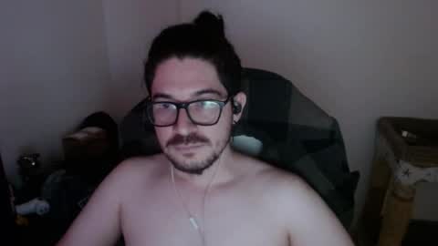 Snapshot of adamussutekh chatting on 07-01-26, 02:40 Adam online show from 07-01-26, 02:40