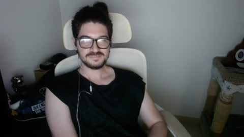 Snapshot of adamussutekh chatting on 07-08-26, 03:00 Adam online show from 07-08-26, 03:00
