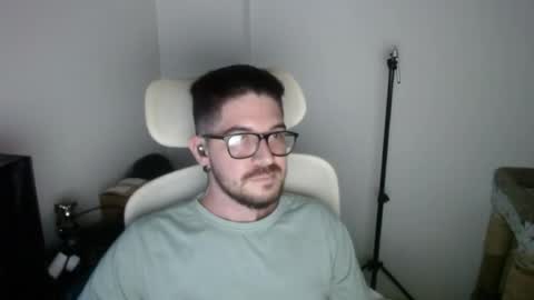 Snapshot of adamussutekh chatting on 07-15-26, 02:06 Adam online show from 07-15-26, 02:06