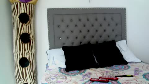 Snapshot of adan_eva960 chatting on 01-05-25, 02:30 eva online show from 01-05-25, 02:30