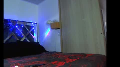 eva online show from 12-18-25, 05:41